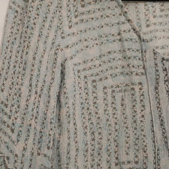 Sundance Silk Top - Picture 6 of 7